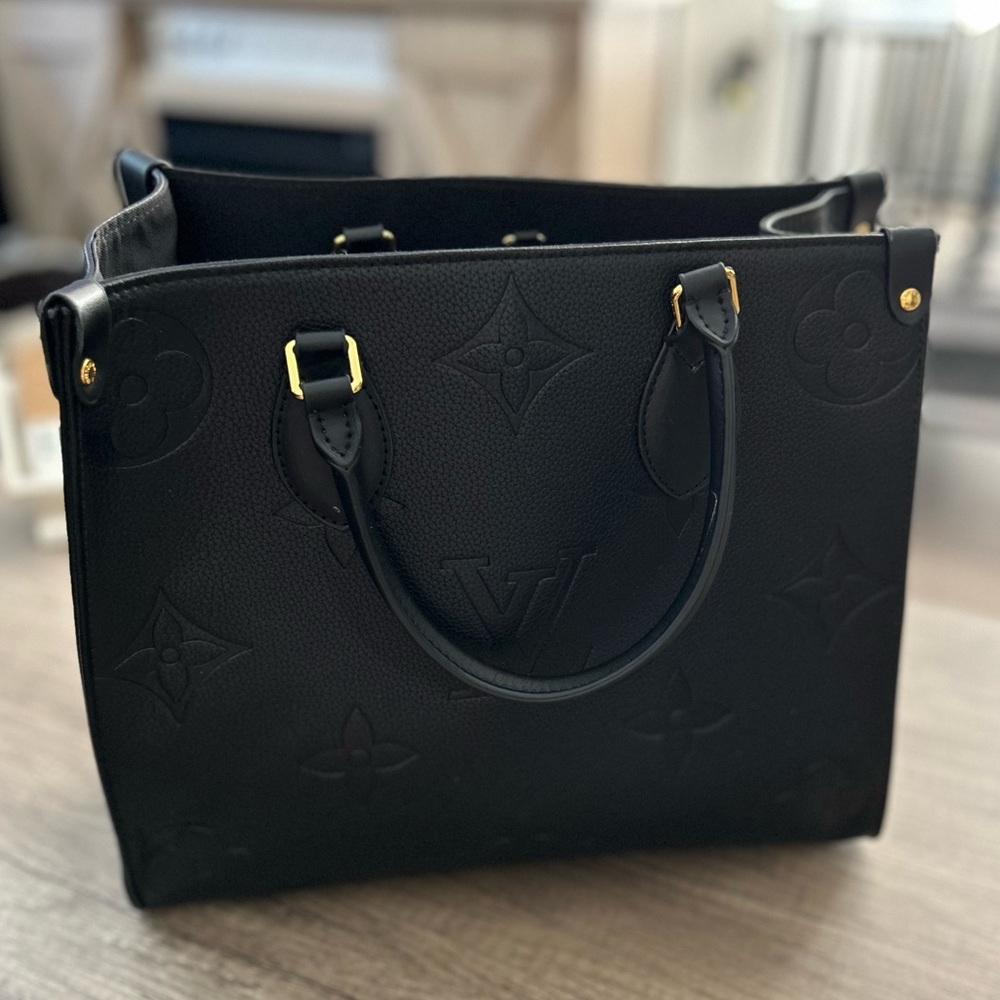 Woman’s handbag